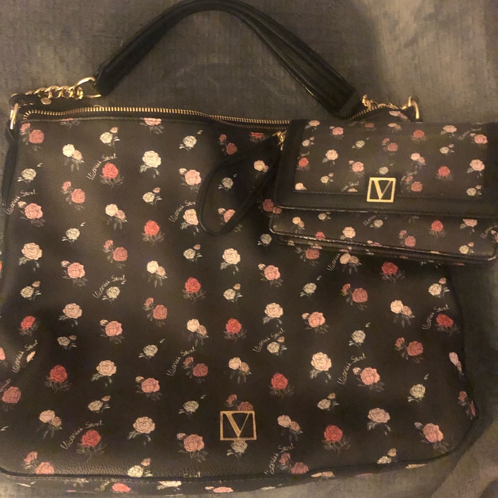 Victoria Secrets medium purse w/ matching wallet